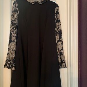 Elegant Black and Gray Paisley Dress